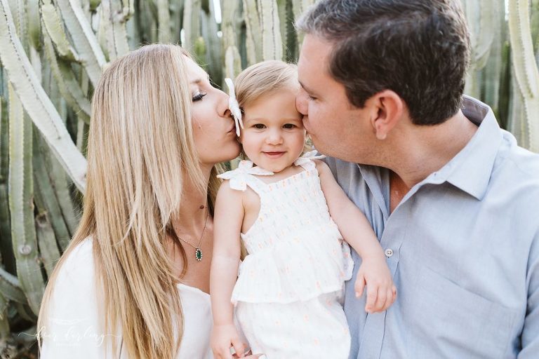 Balboa Park Outdoor Family Photoshoot